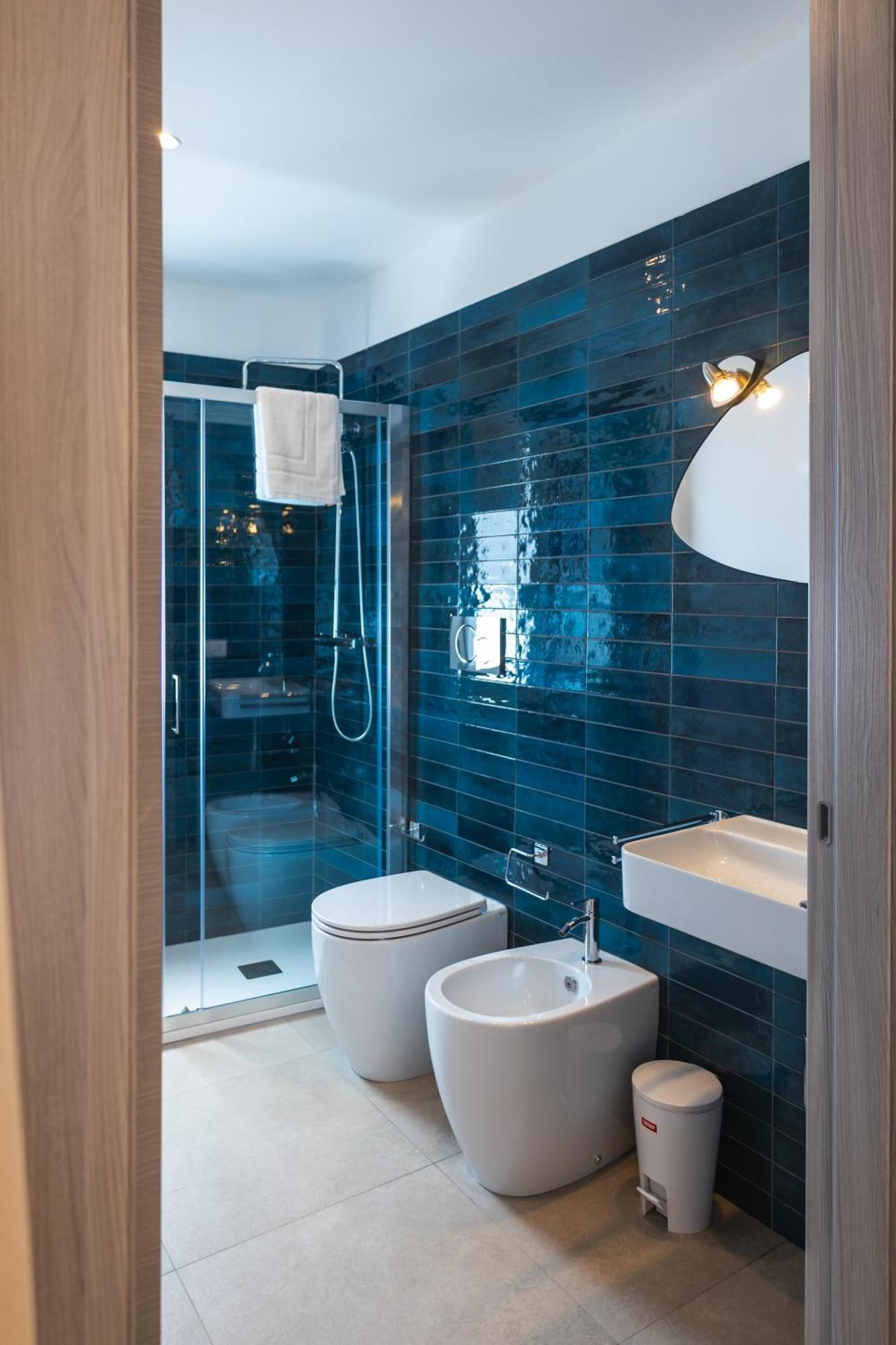 Atena Room 勒托阳尼 外观 照片