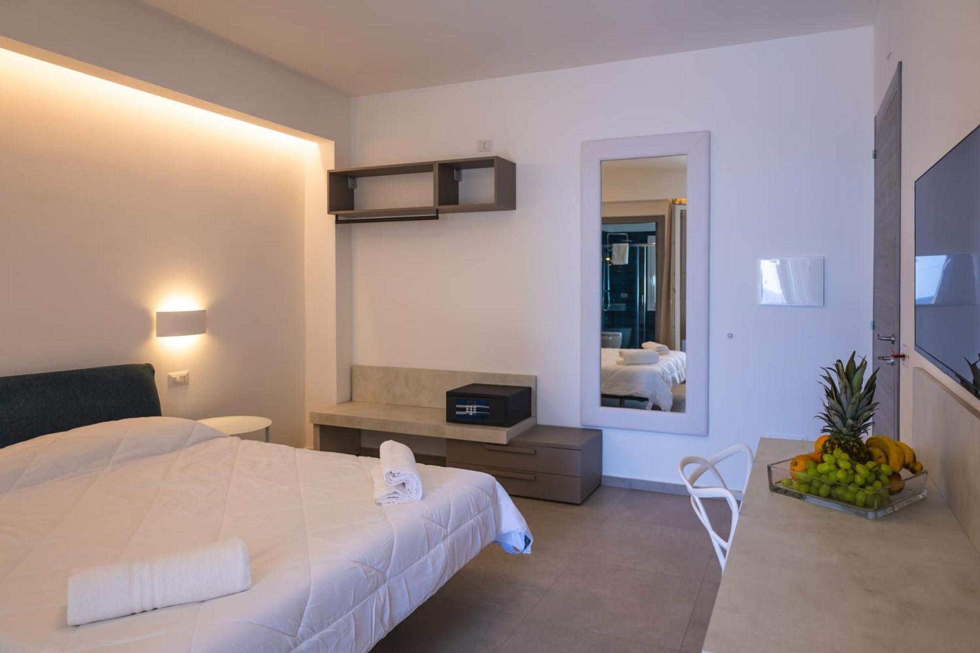 Atena Room 勒托阳尼 外观 照片