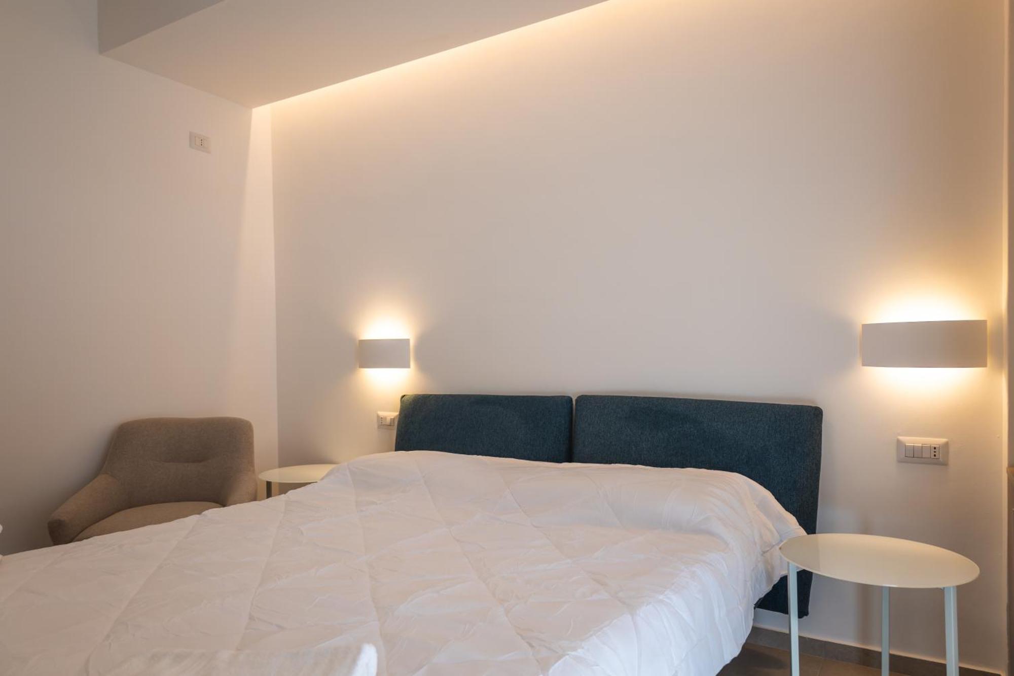 Atena Room 勒托阳尼 外观 照片