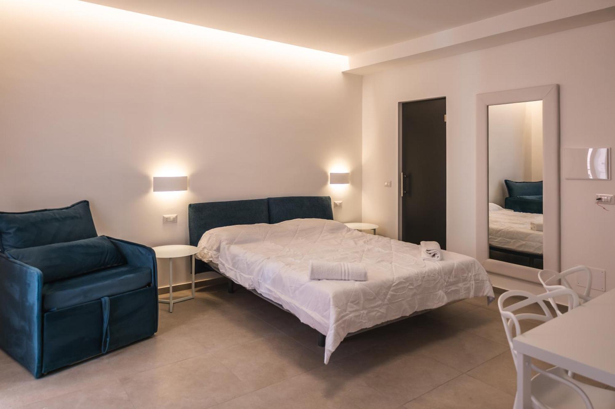 Atena Room 勒托阳尼 外观 照片