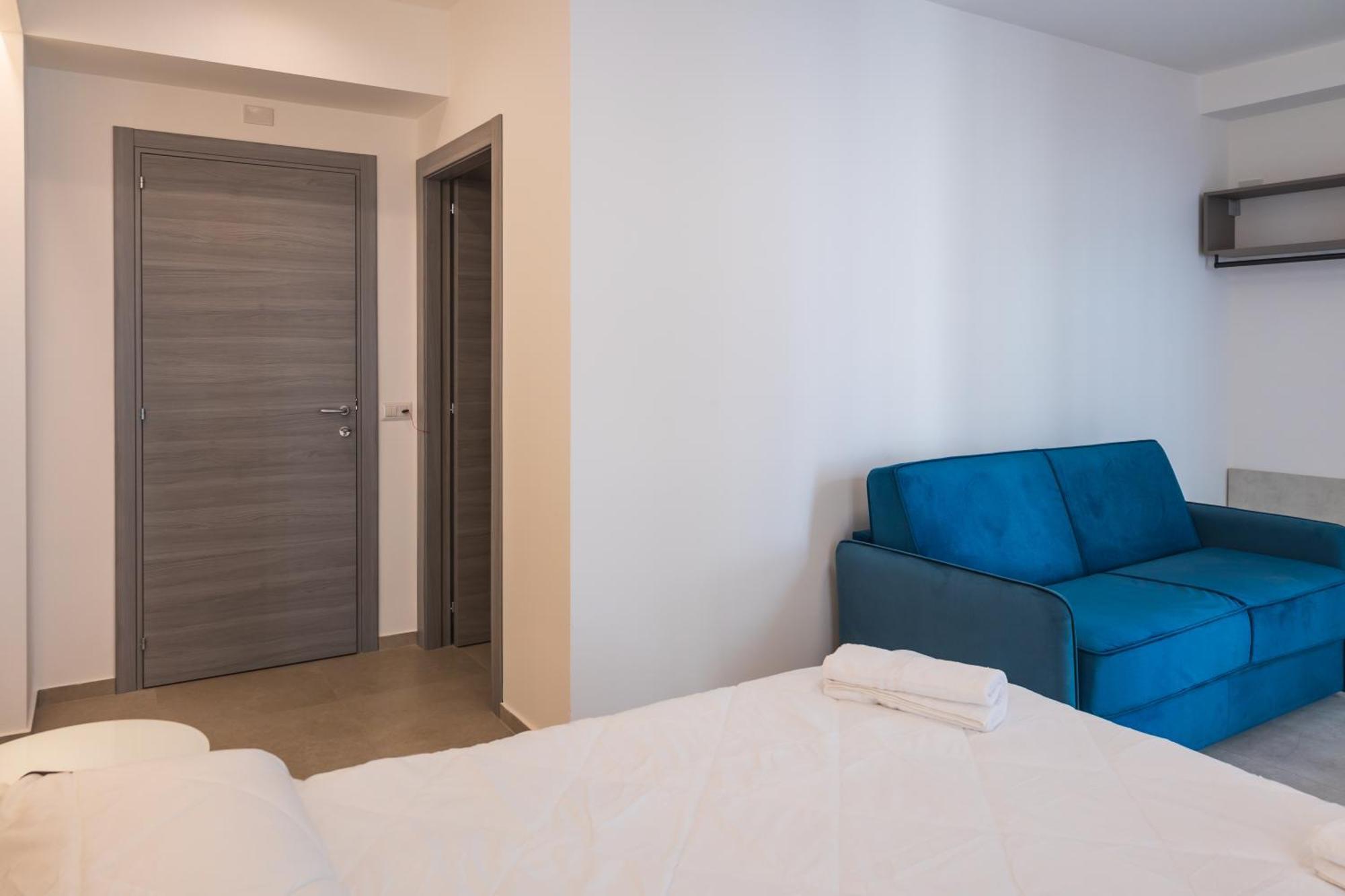 Atena Room 勒托阳尼 外观 照片