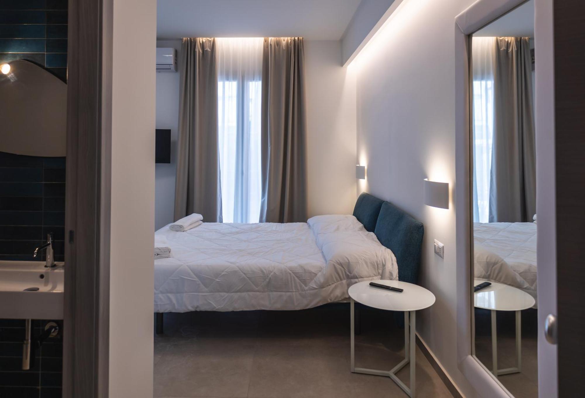 Atena Room 勒托阳尼 外观 照片